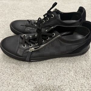 Louis Vuitton Black Men's Sneakers with Zipper Detail